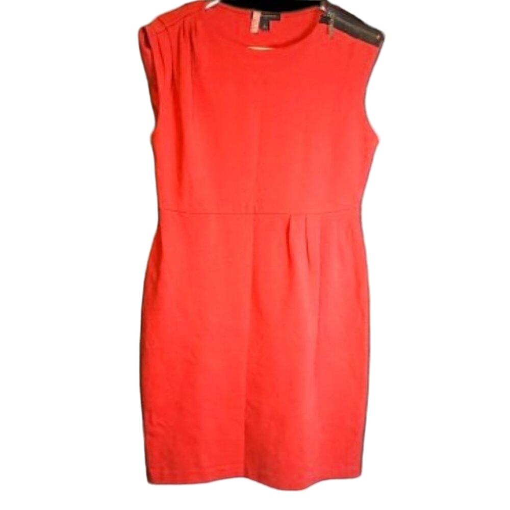 Banana Republic 6 sleeveless red sheath dress. Office, travel party fall/winter